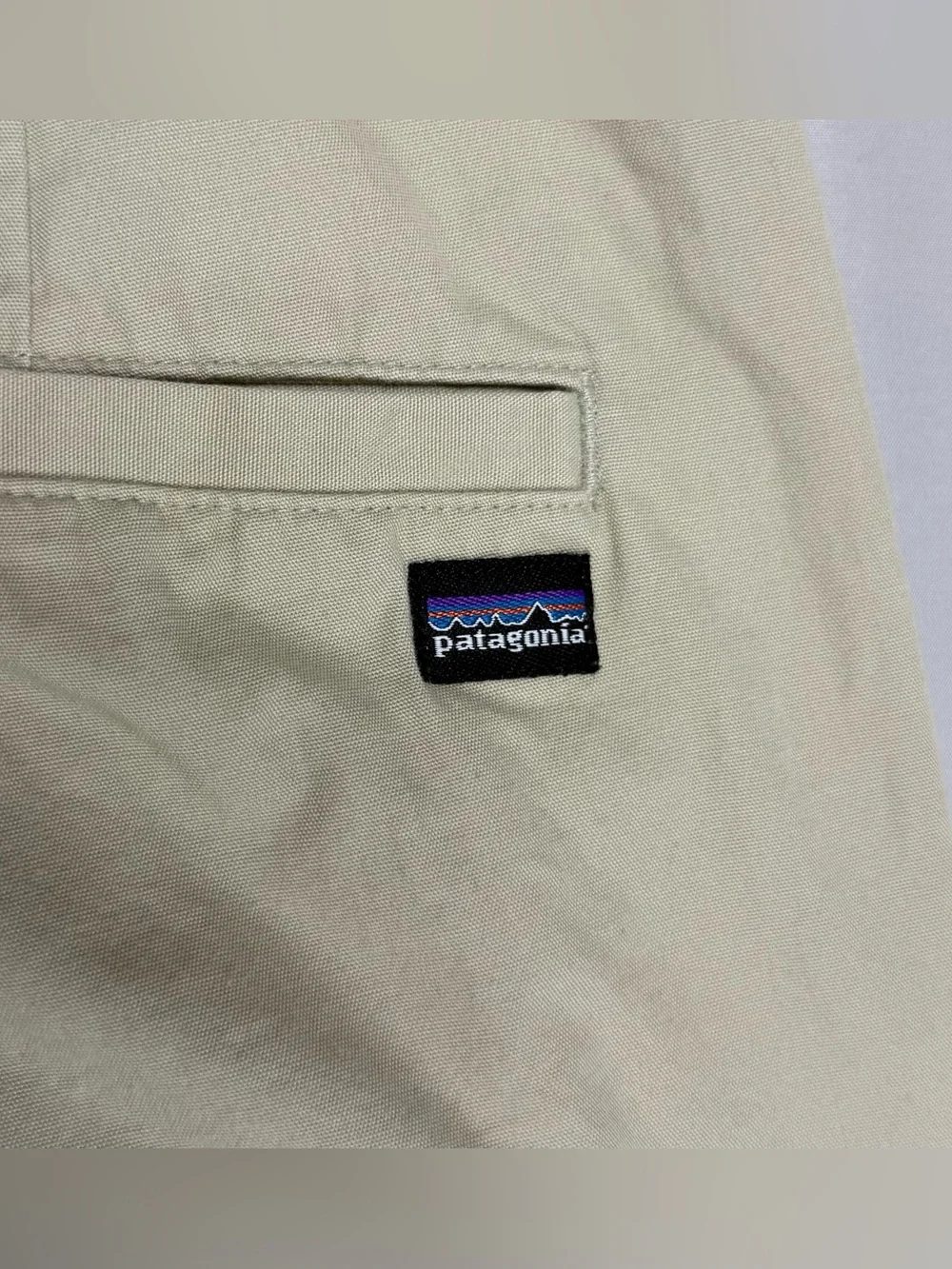 Patagonia Mens Organic Cotton Chino Pants 34 x 29 Relaxed Fit Light Beige A1